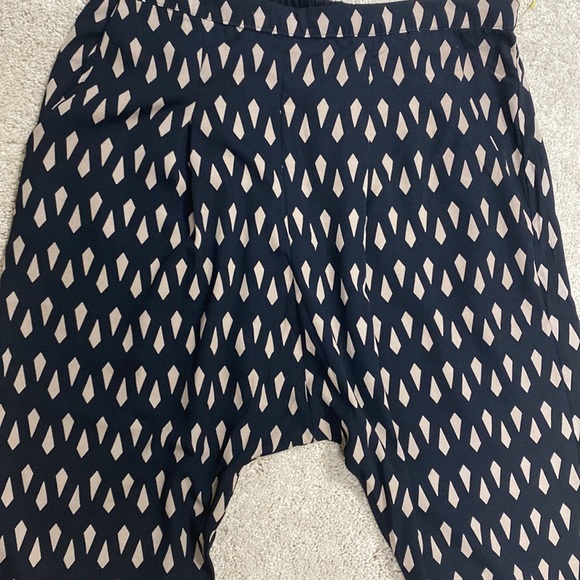 Nwot Forever 21 Harem Pants size Large - Picture 3 of 8